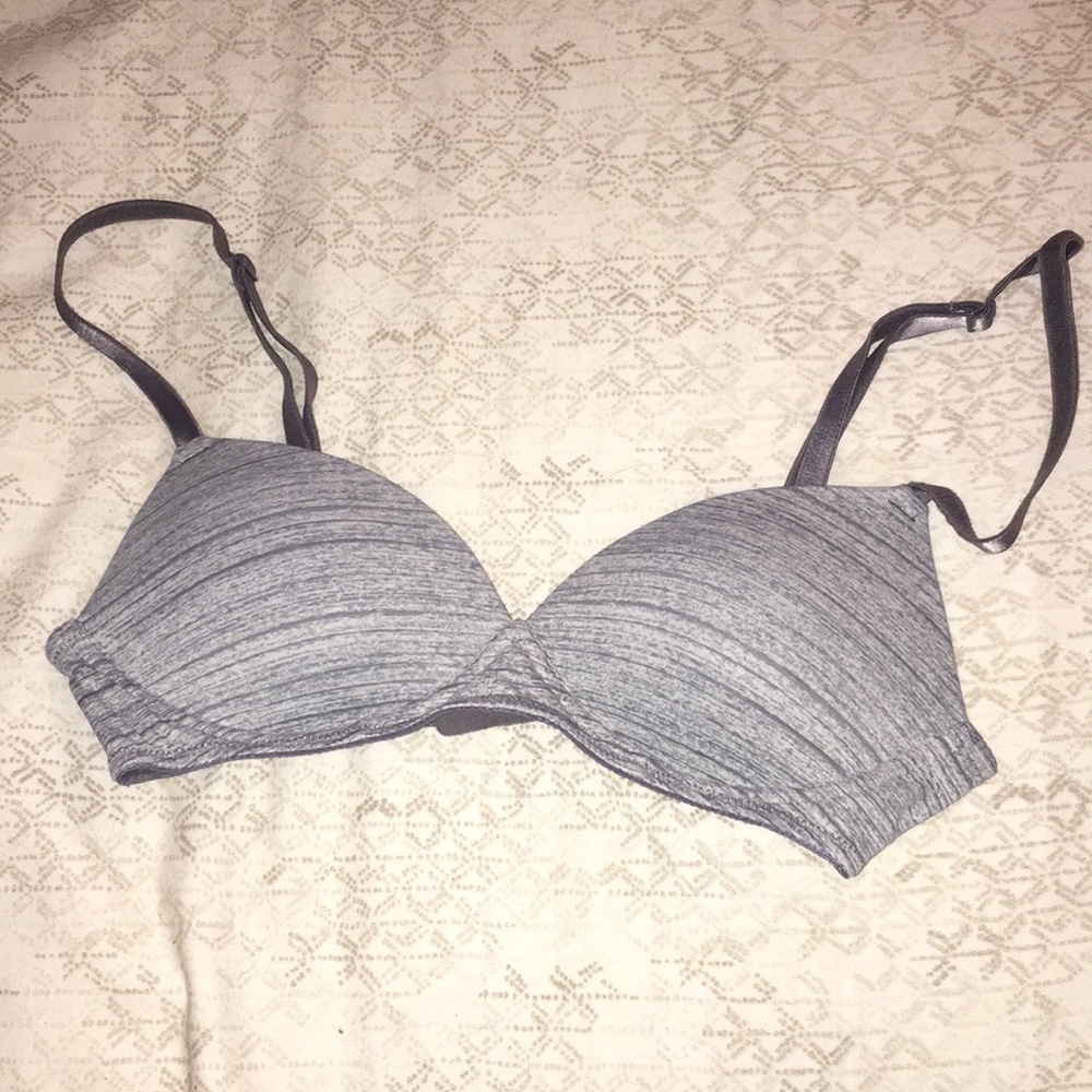 Victoria’s Secret PINK bra